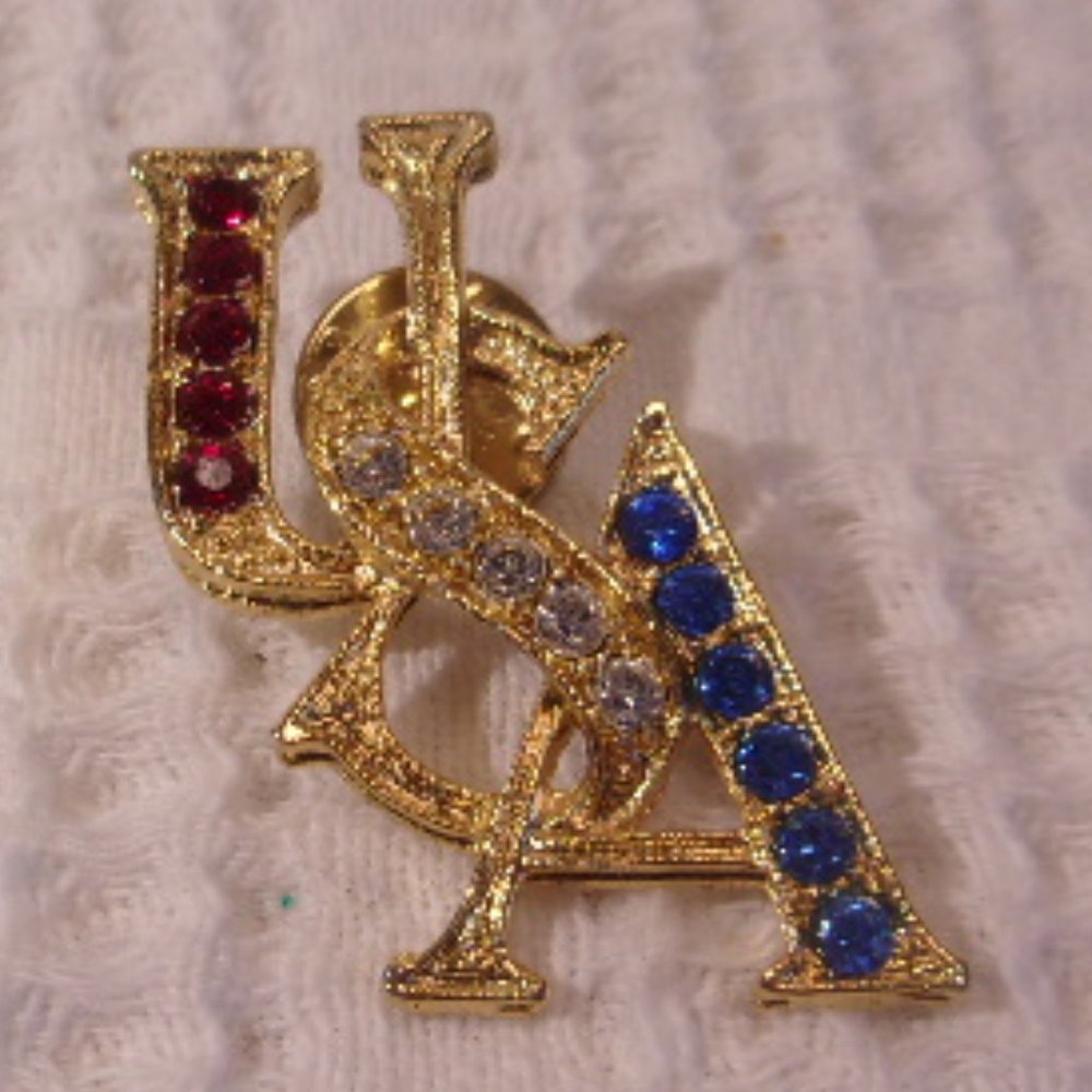 Vintage Rhinestone USA Patriotic Gold Tack Pin